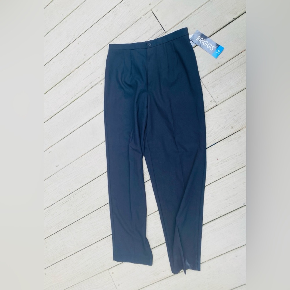 NWT Briggs - Woman’s (comfort waist) black high rise trousers, Size: 14